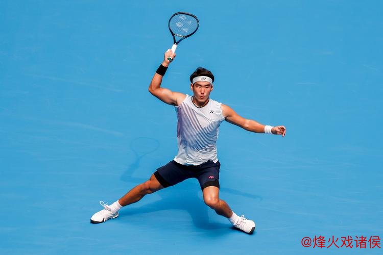 中网：布云朝克特首次闯入ATP500赛八强，张帅挺进16强