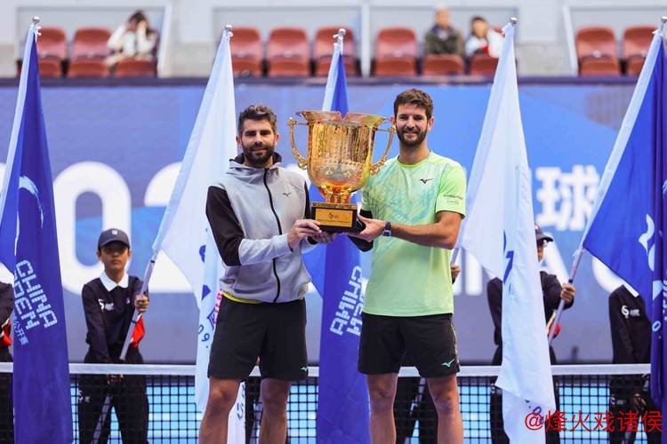 中网：阿尔卡拉斯首获男单冠军，意大利组合男双夺冠