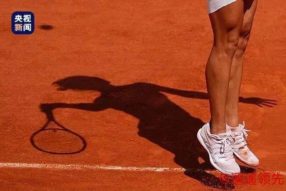 奥运网球郑钦文送对手双黄蛋 4朵金花同进第二轮